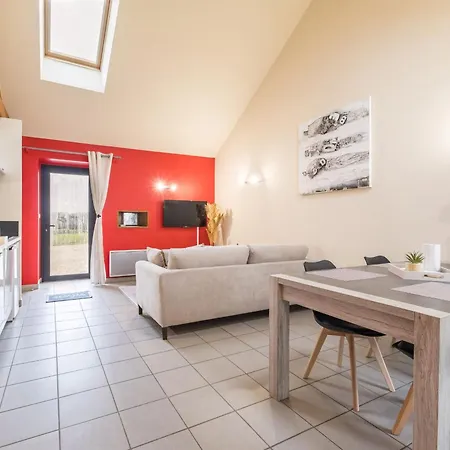 Rural Renove Avec Terrasse En Campagne, Accepte Animaux * Pannecé